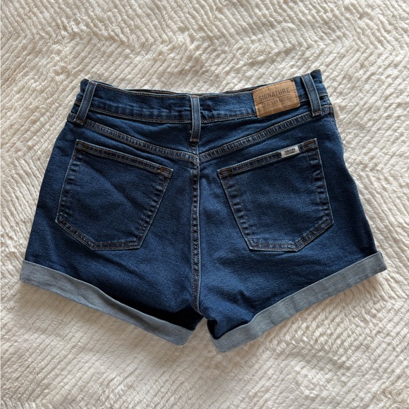 Levi's Dark Blue Jean Shorts - Picture 3 of 4